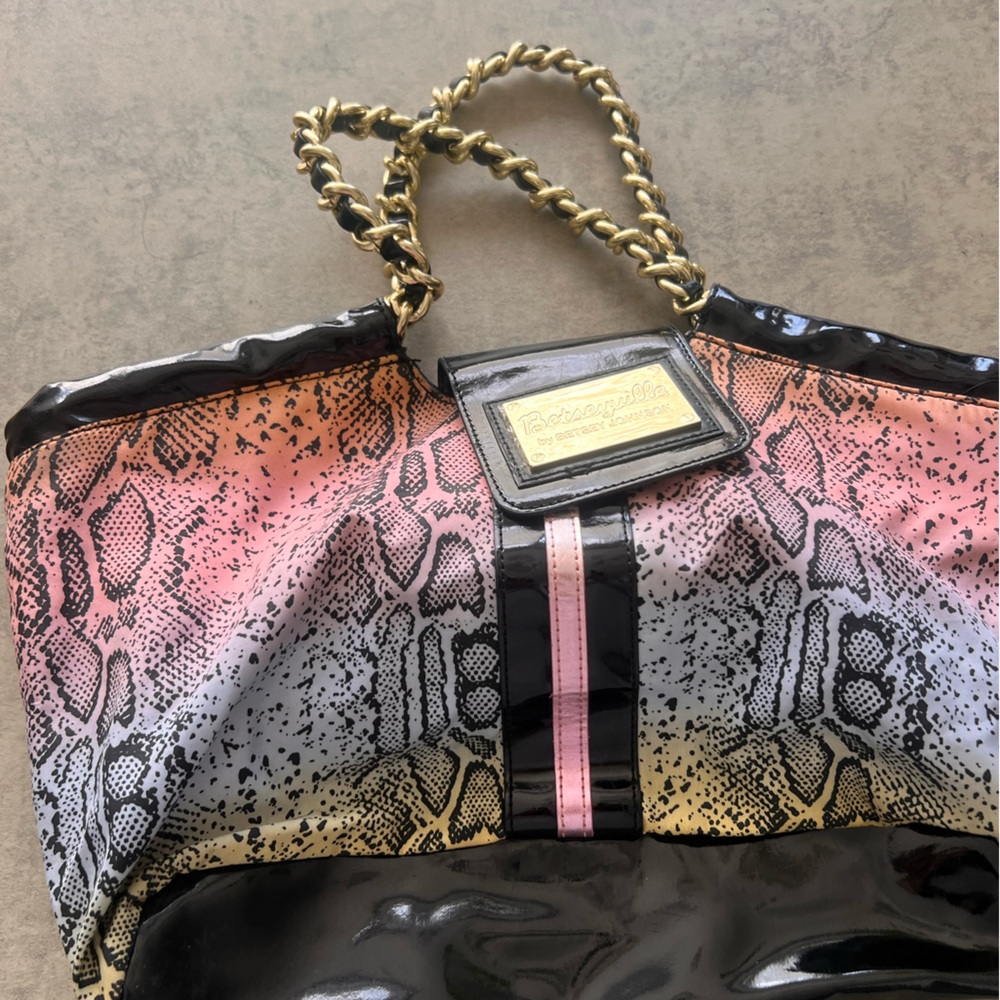 Stylish Multicolor Snake Print Women's Bag